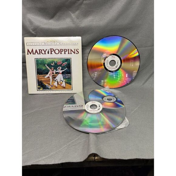 DISNEY'S EXCLUSIVE ARCHIVE COLLECTION 'MARY POPPINS' 2 LASER DISCS LETTERBOX ED. - Picture 1 of 7